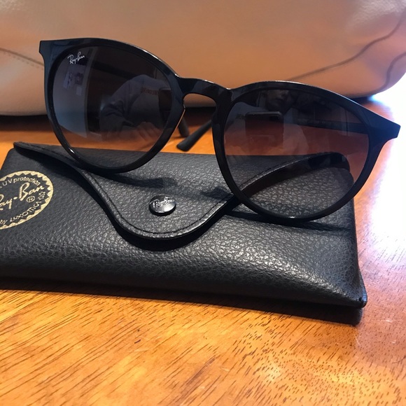 Ray-Ban Accessories - Rayban Classic look 👀